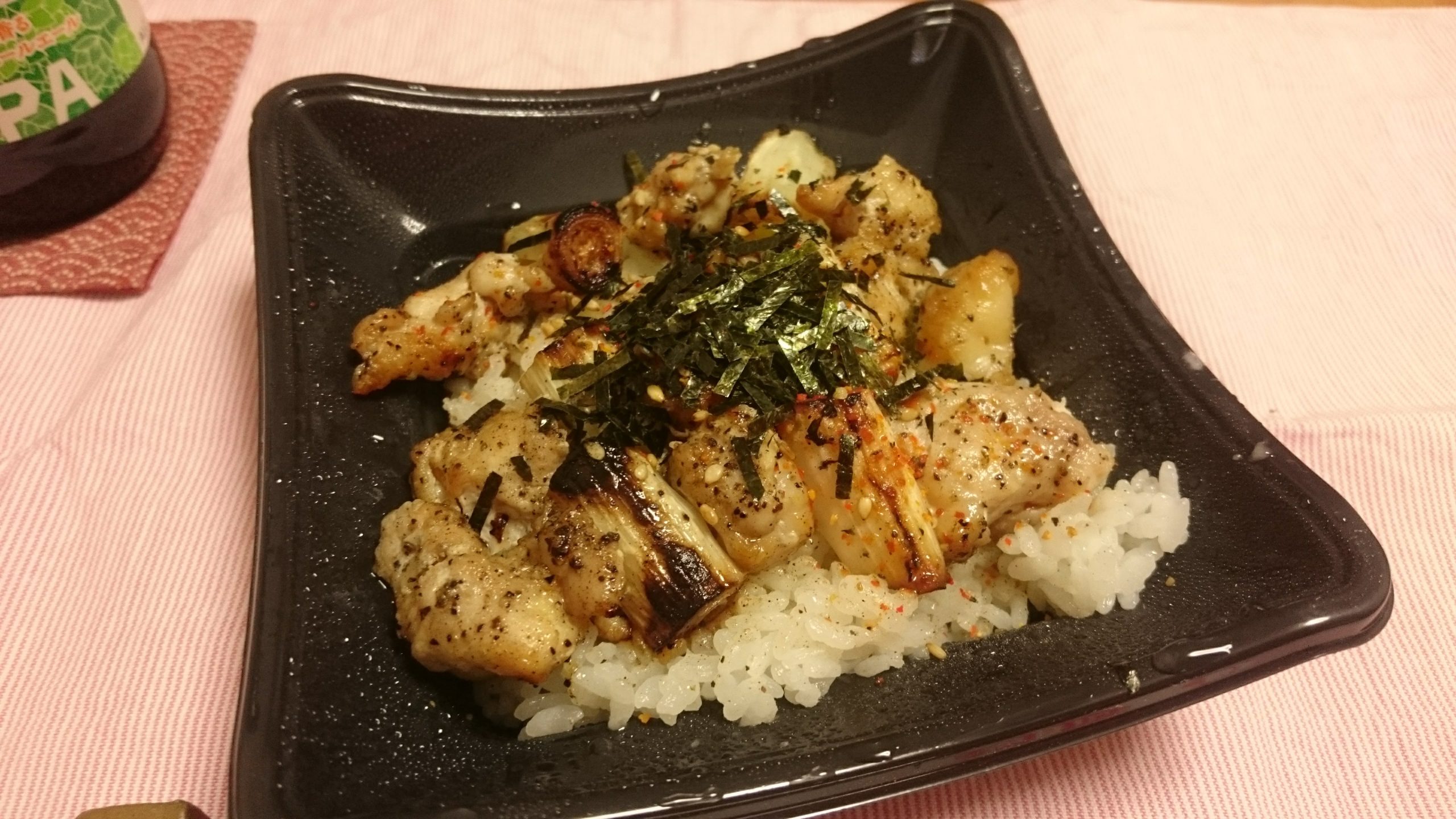 鳥ぷろの鳥丼を食べてみる