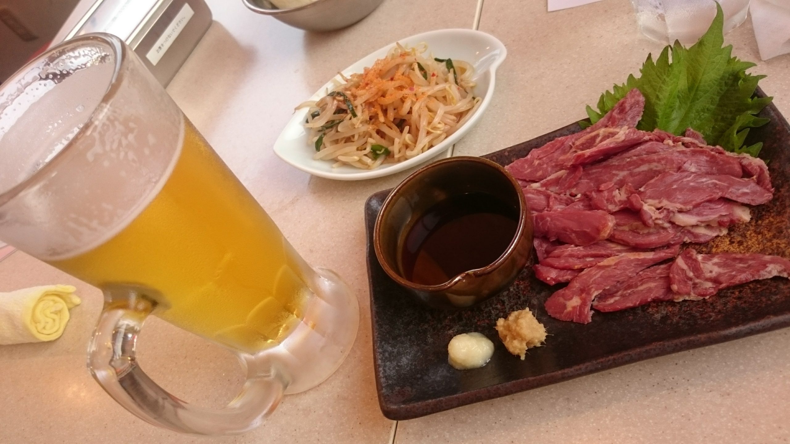 名古屋の居酒屋 串カツ田中で一杯飲んでみる