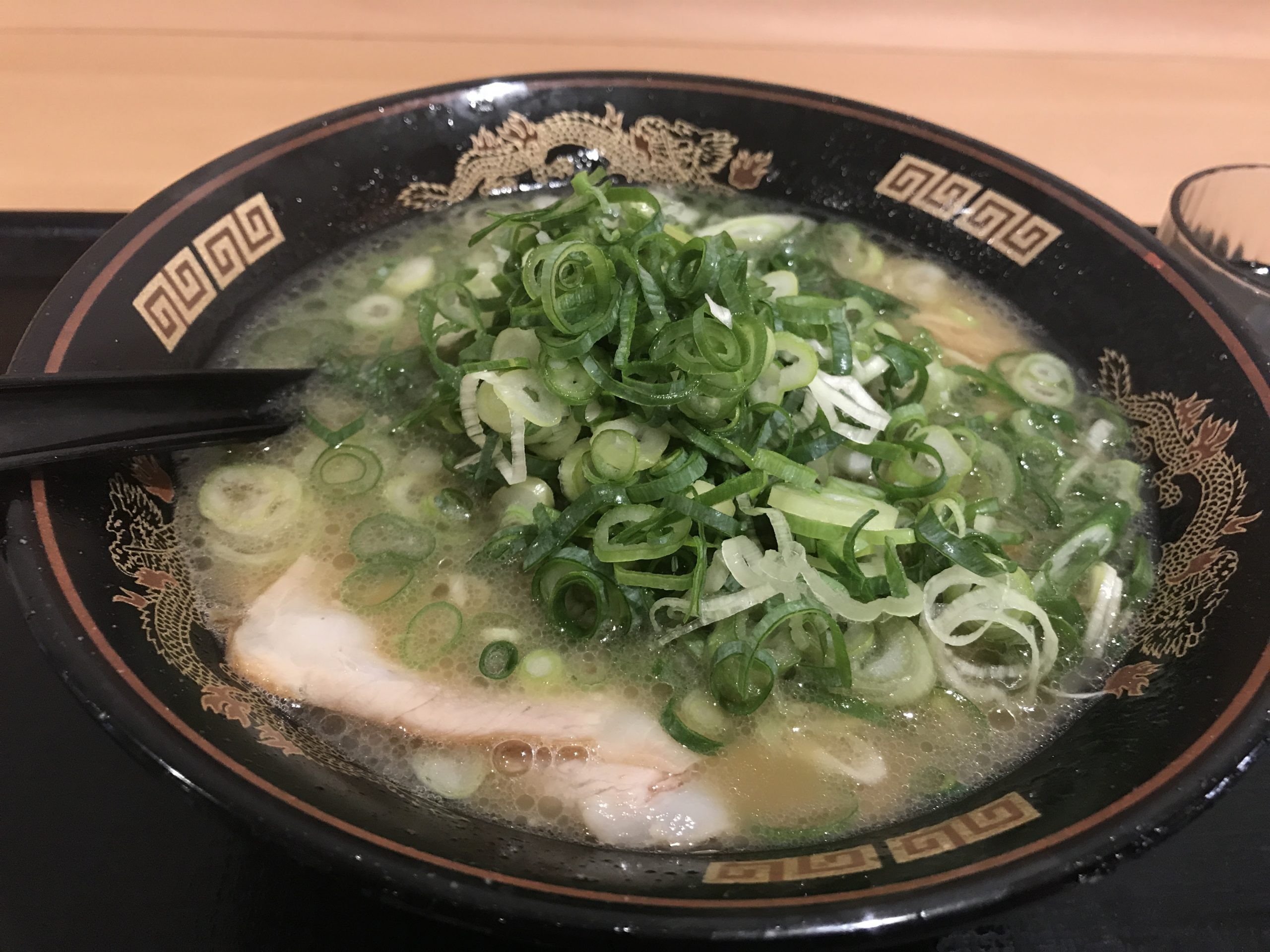 刈谷ハイウェイオアシスのラーメン屋 ラーメン横綱でラーメンを食べてみる