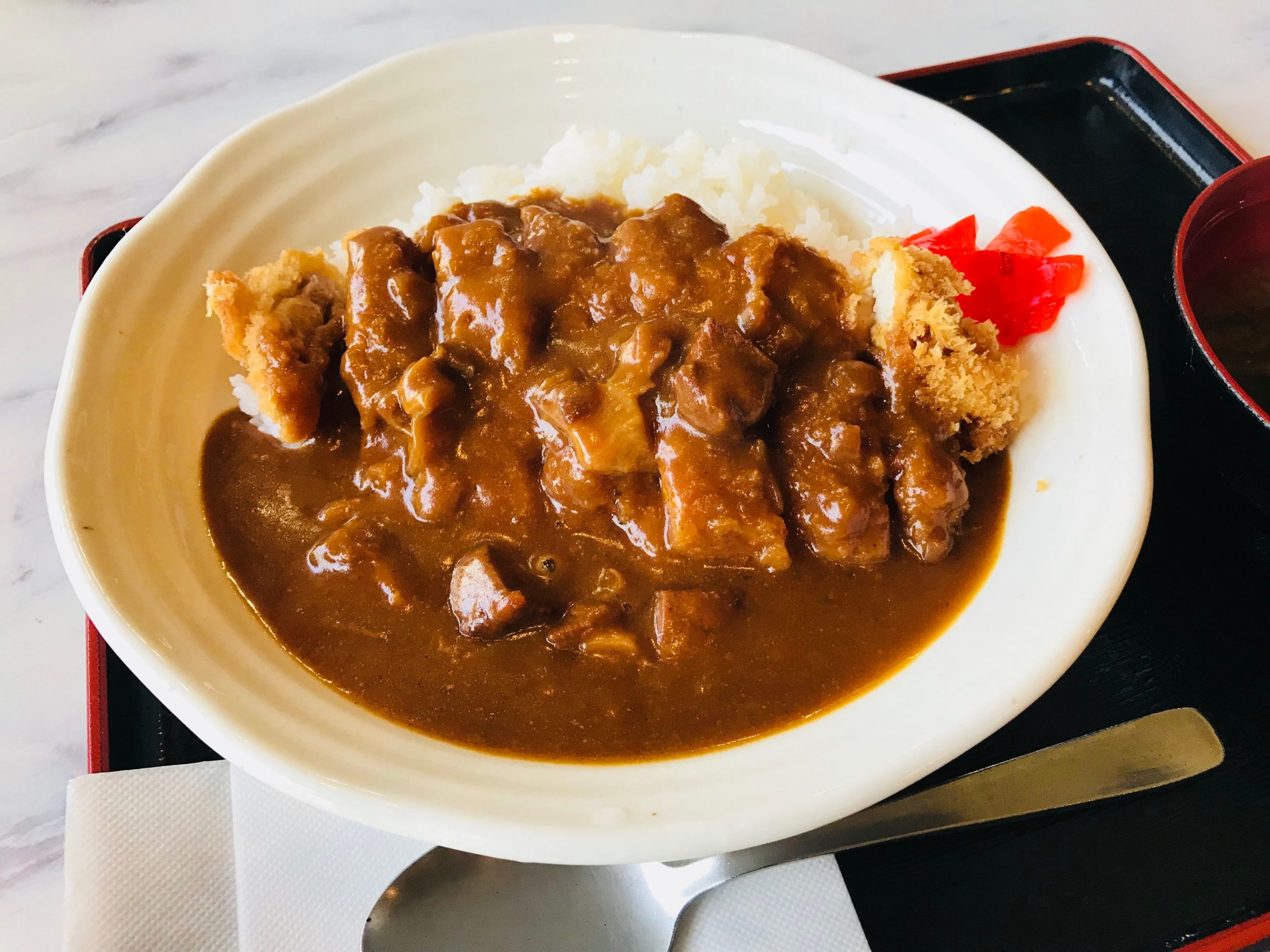 岐阜のレストラン エデンのカツカレーを食べてみる