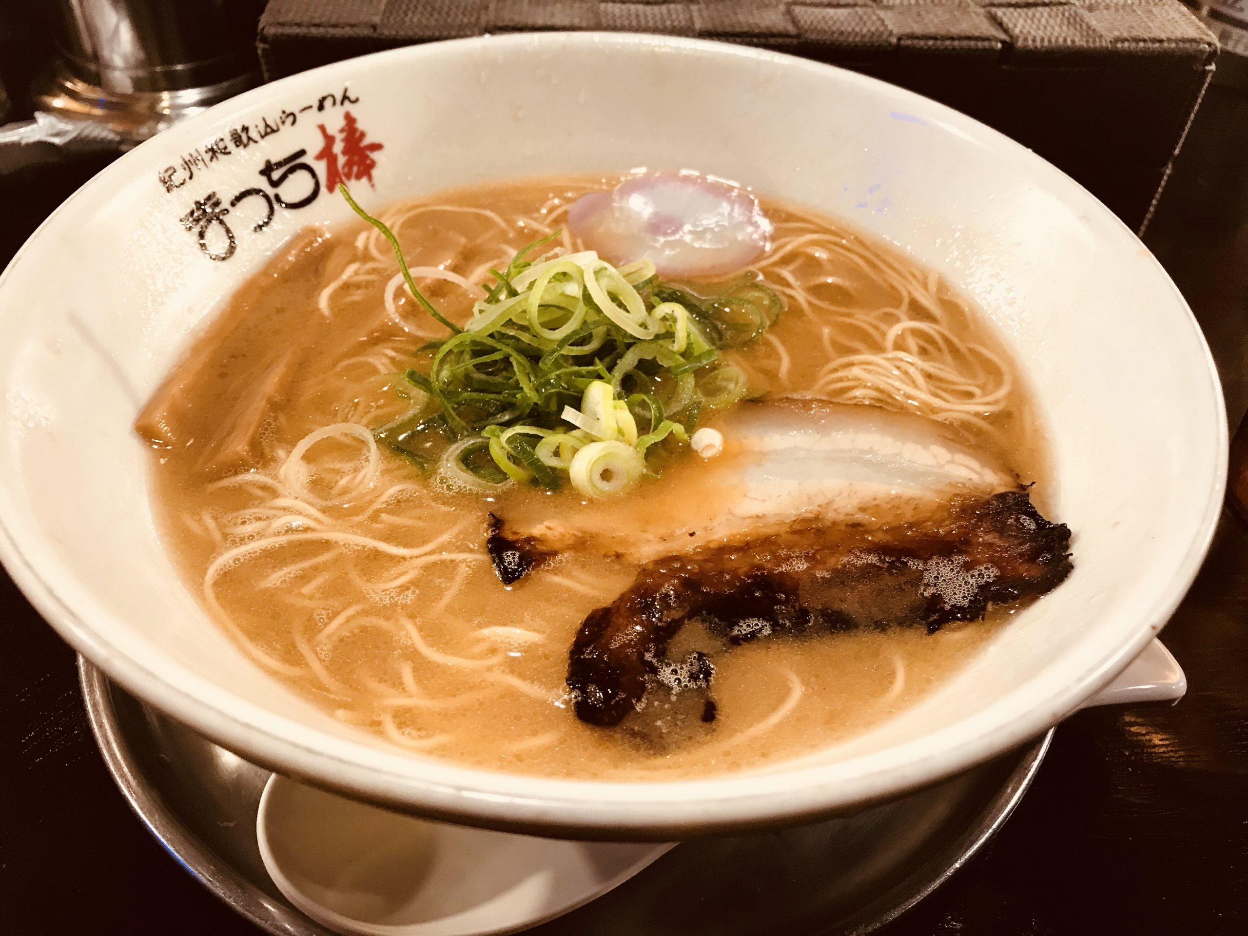 名古屋のラーメン屋 紀州和歌山ラーメン まっち棒で”和歌山ラーメン源味”を食べてみる