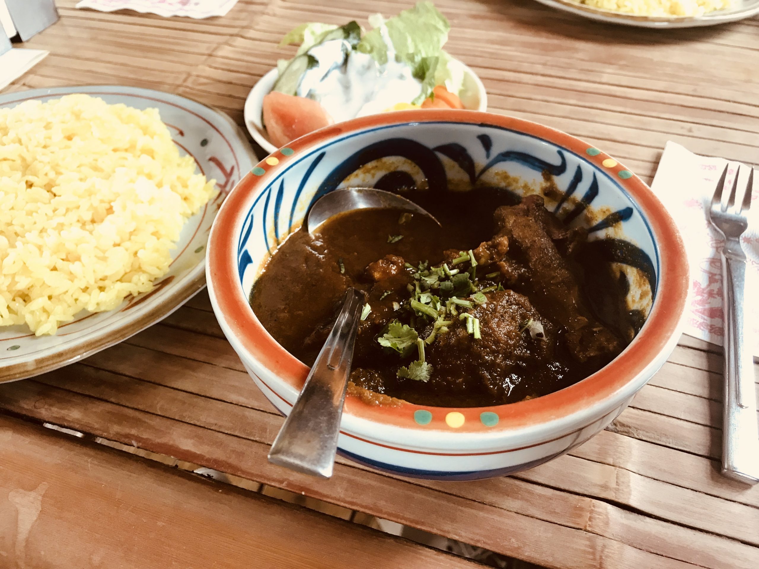 岡山市のカレー屋 チャイヤでチキンカリーを食べてみる