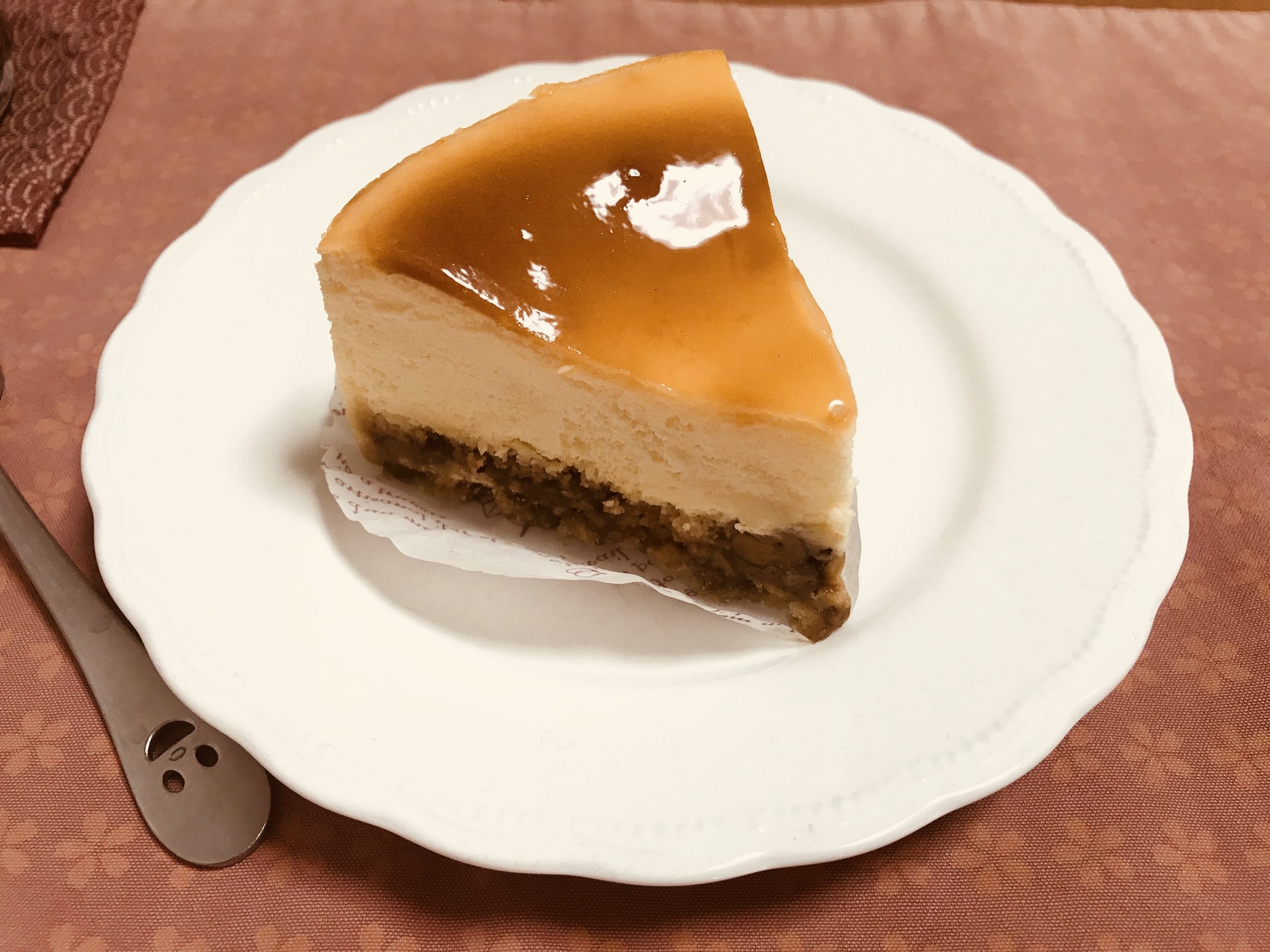 名古屋のケーキ屋 Unico(ウニコ)のスフレチーズケーキを食べてみる