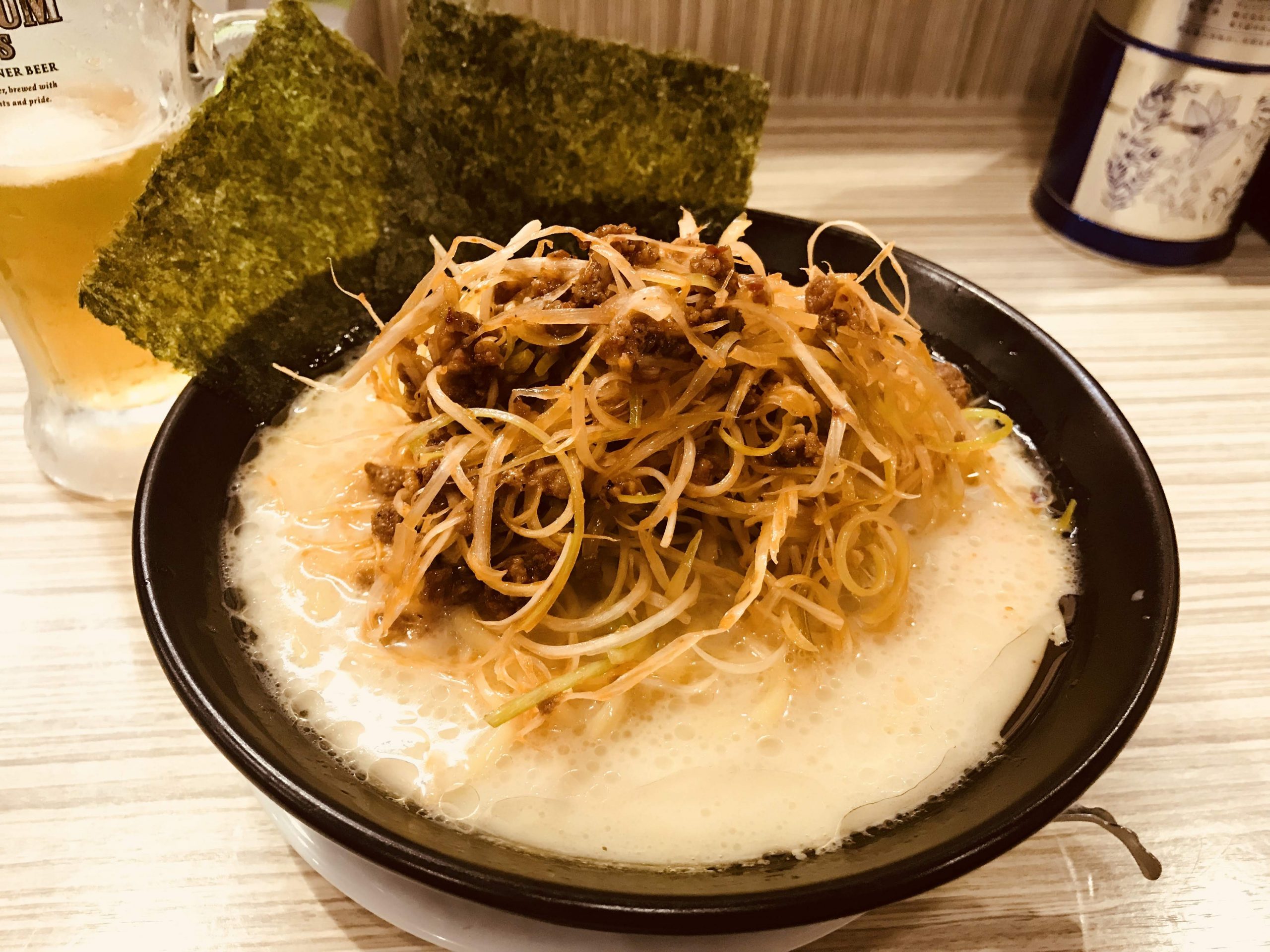 名古屋のラーメン屋 麺屋 もんたなでネギ塩ラーメンを食べてみる