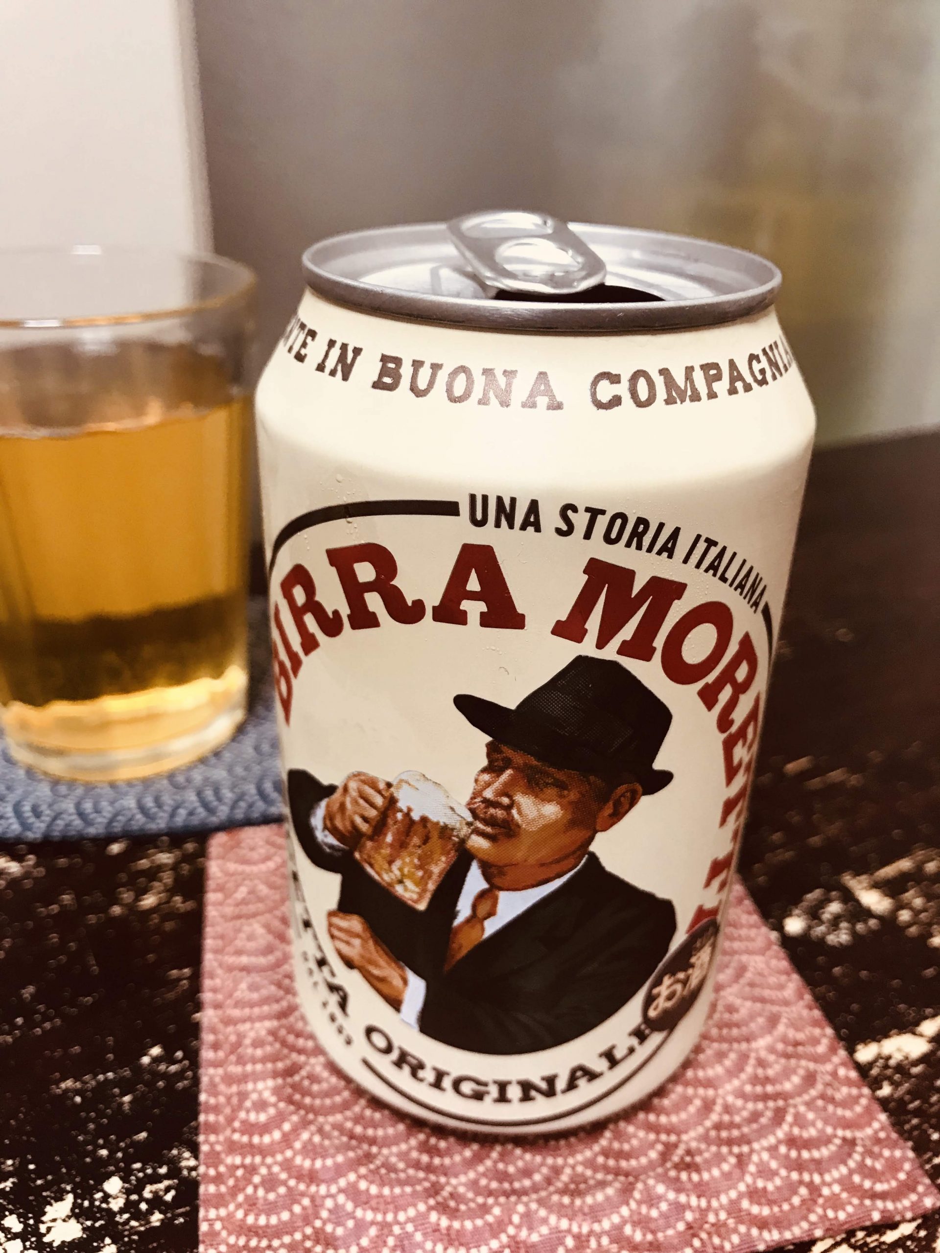 イタリアのビール Birra morettiを飲んでみる