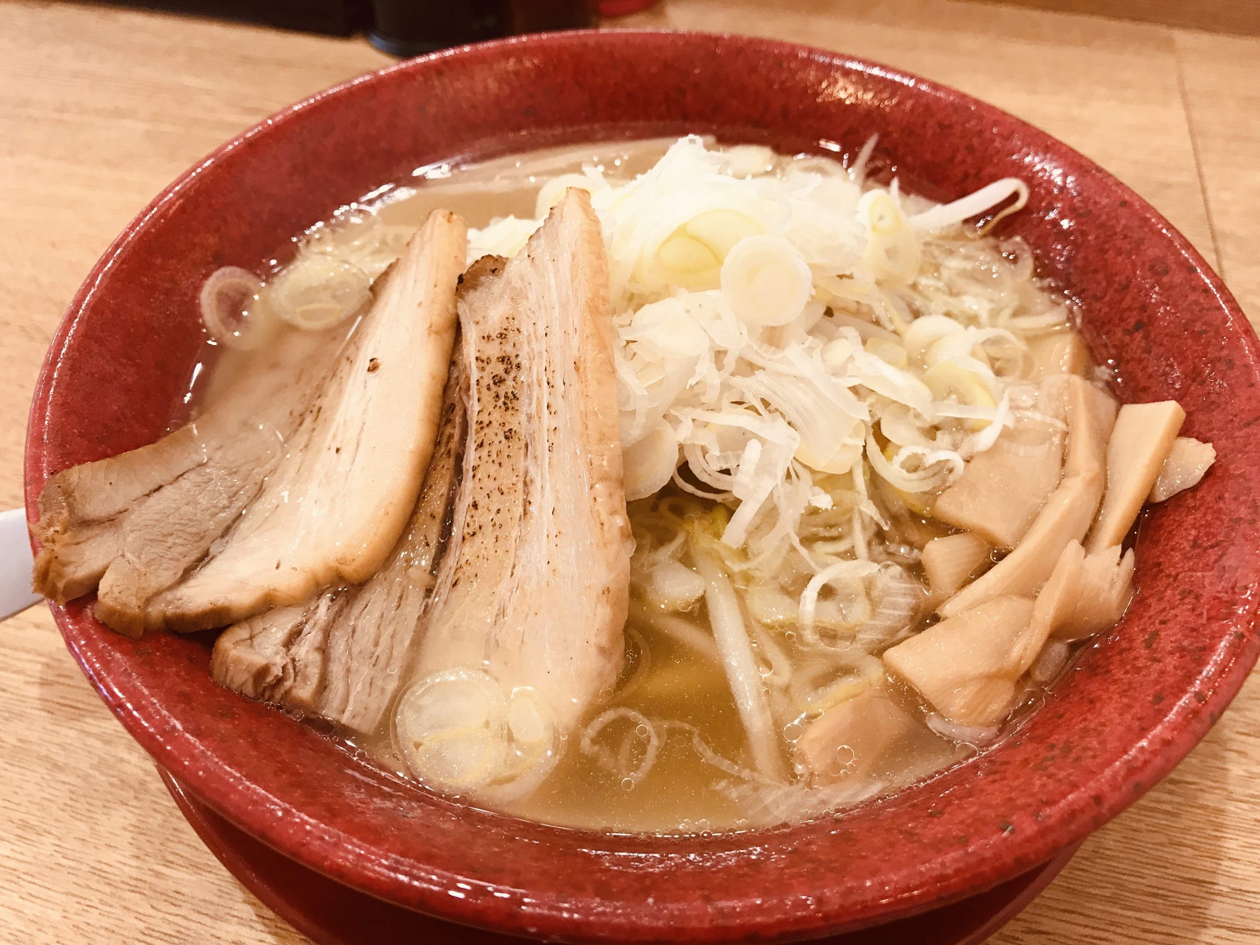 愛知県豊田市のラーメン屋 みそ吟で塩ラーメンを食べてみる