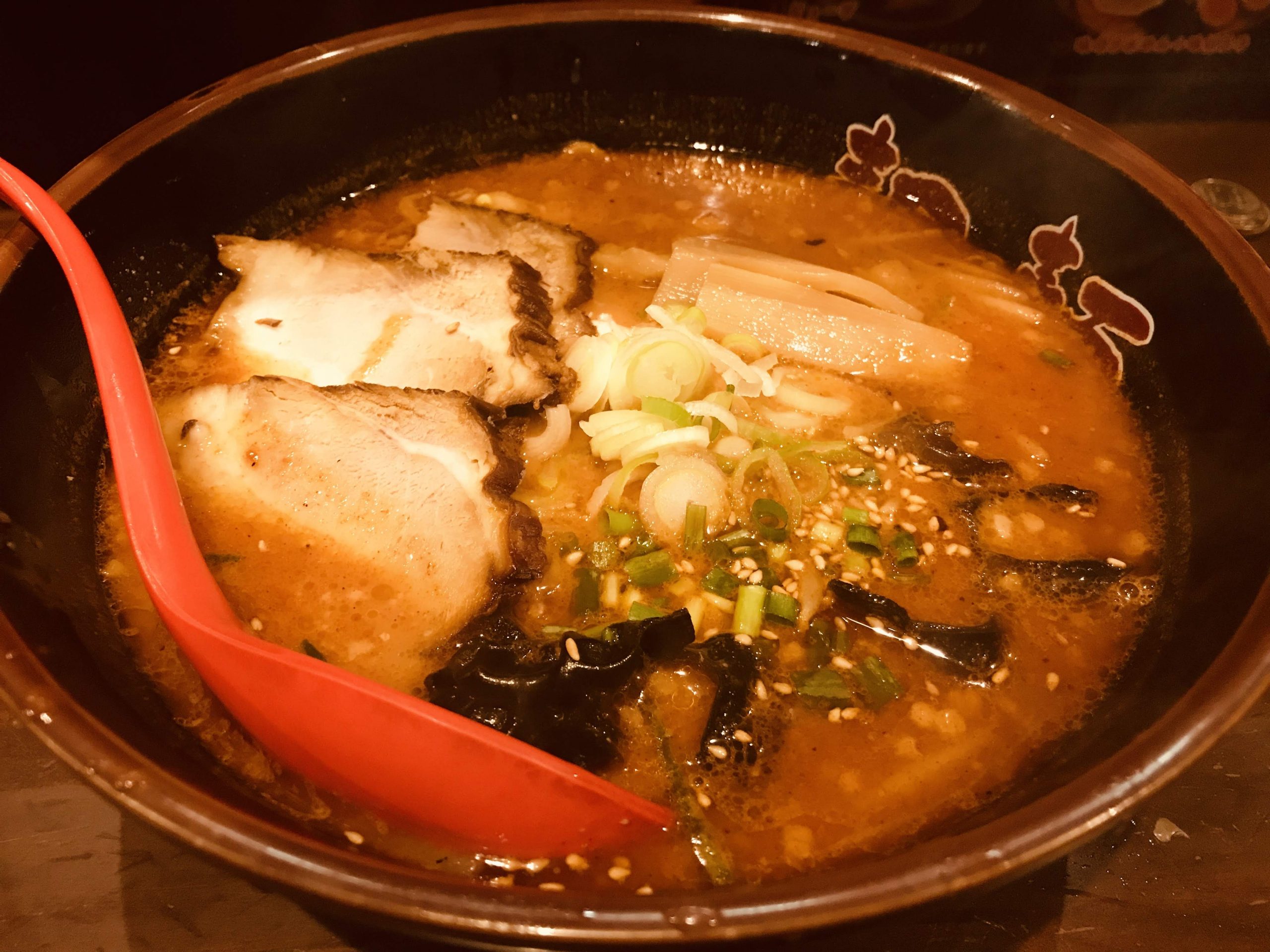 名古屋のラーメン屋 覿・麺で”辛味噌ラーメン”を食べてみる