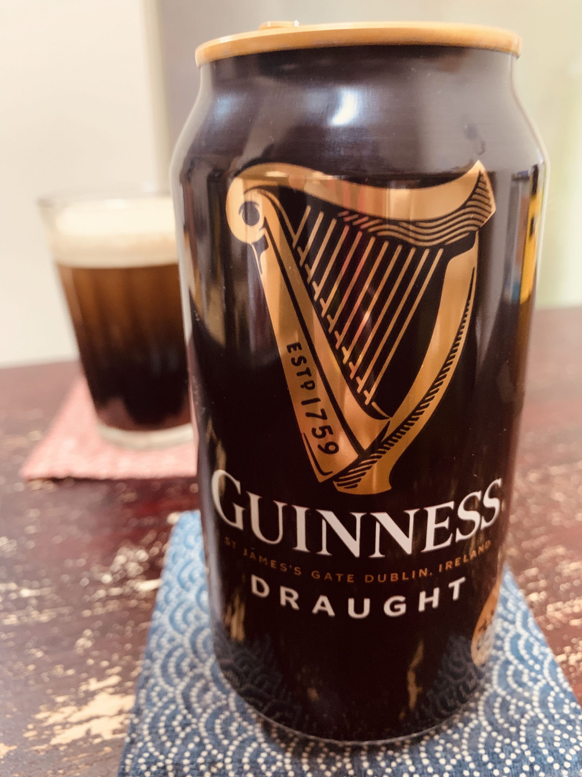 アイルランドなビール GUINNESS DRAUGHTを飲んでみる