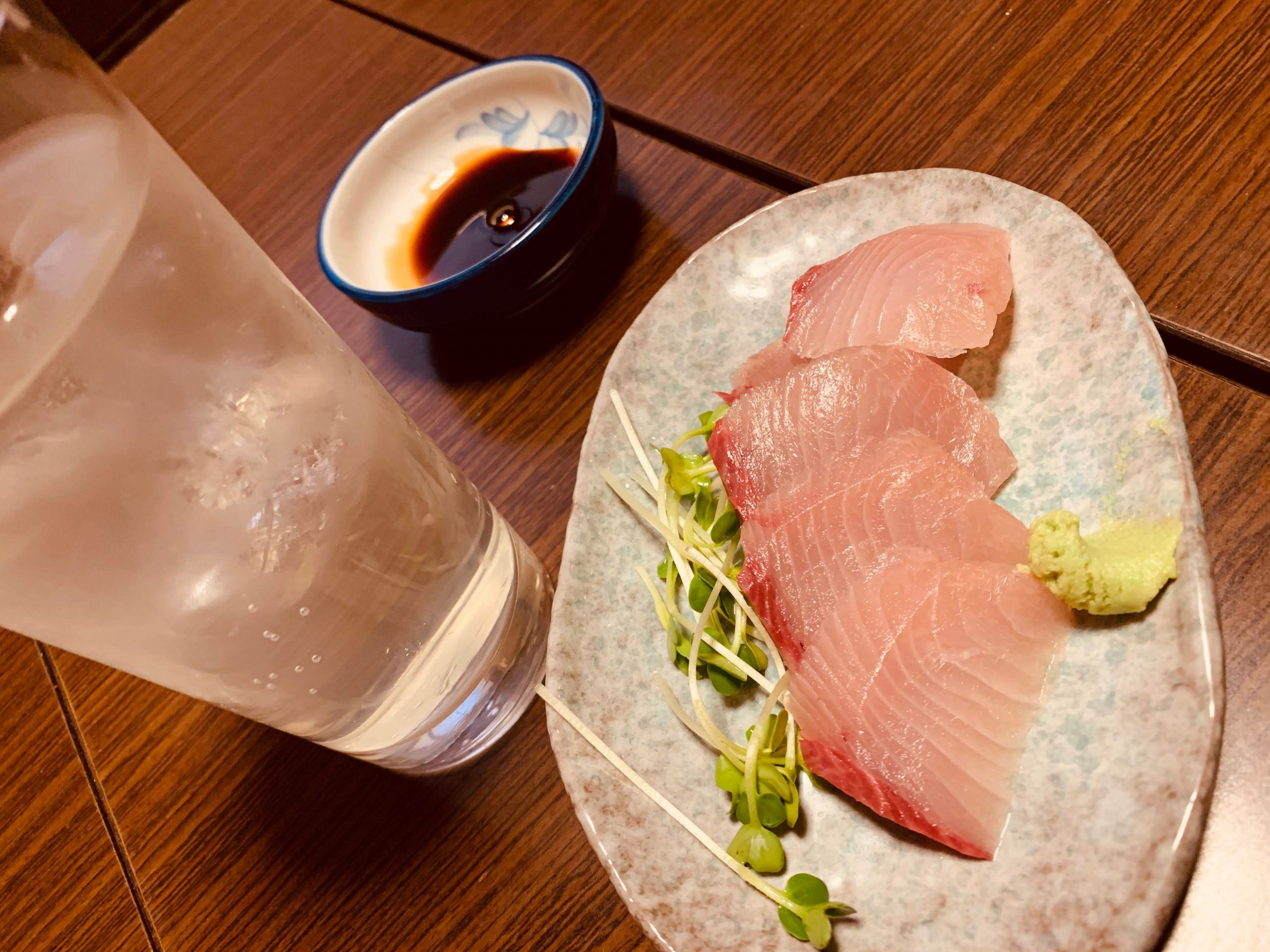 三重県鳥羽市の居酒屋 千成で一杯飲んでみる