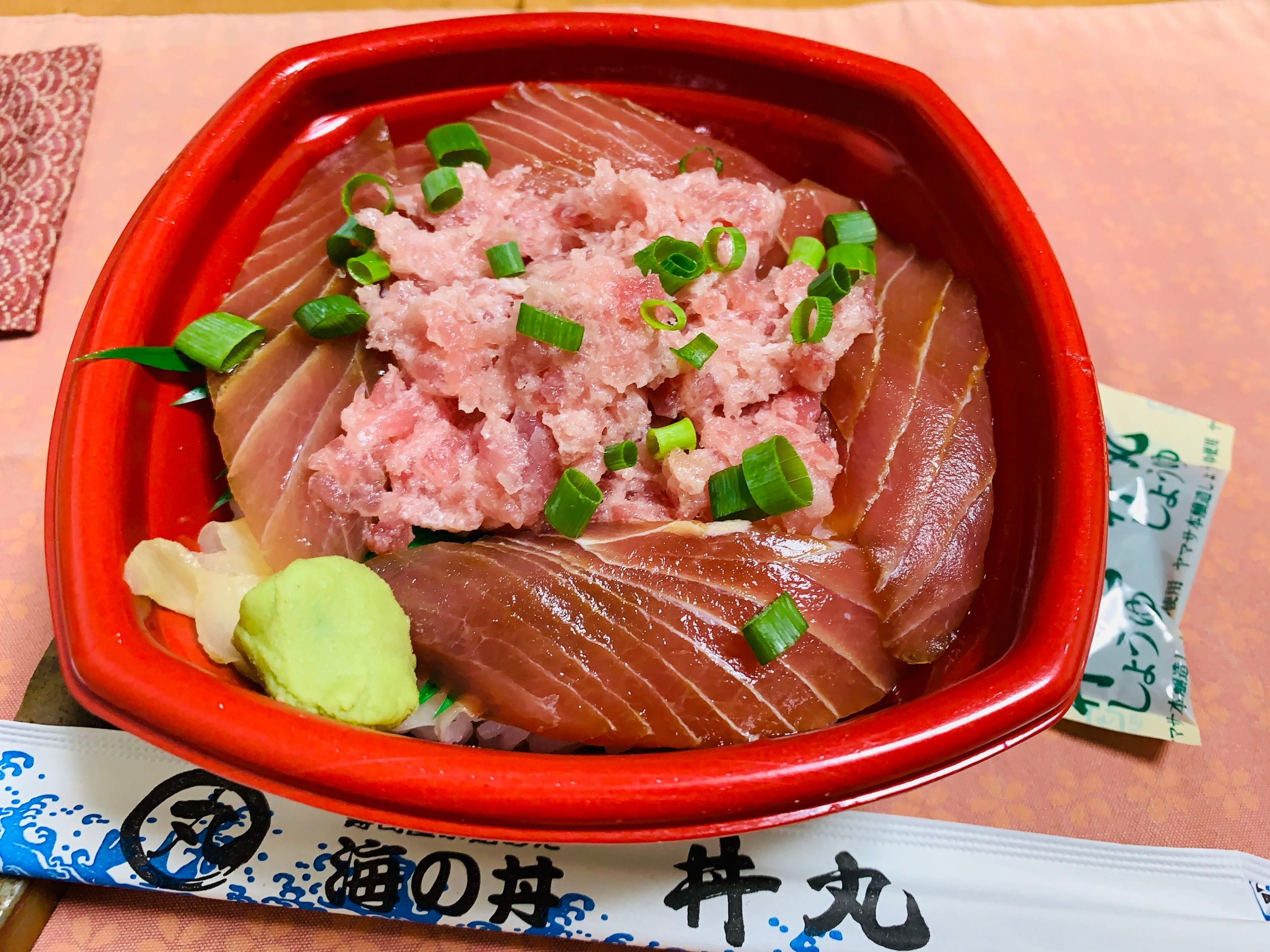 丼丸 さだやの”ヅケねぎとろ丼”を食べてみる