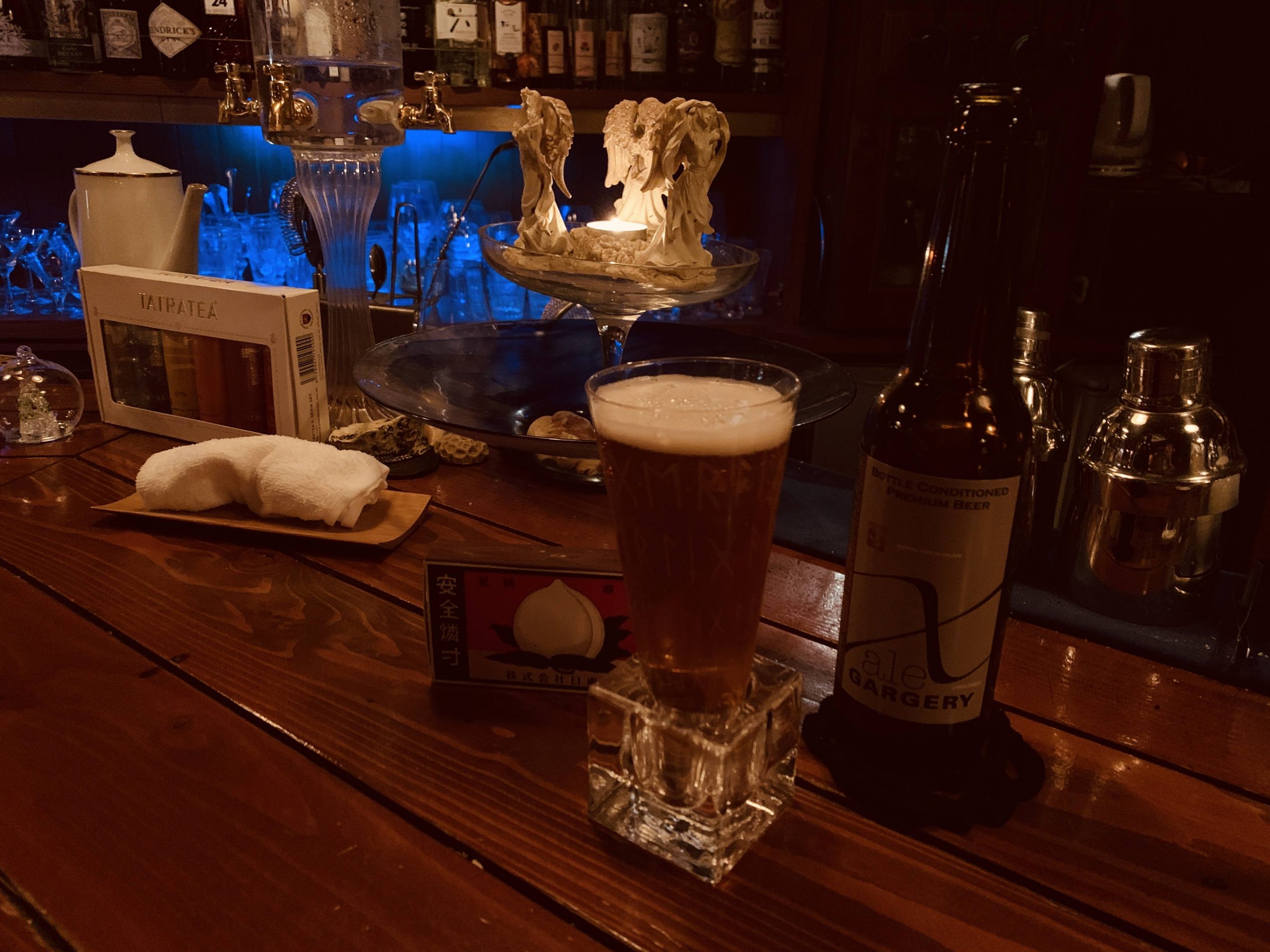 名古屋のバー Bar Crew’s Quartersで”GARGERY23 Xale”を飲んでみる