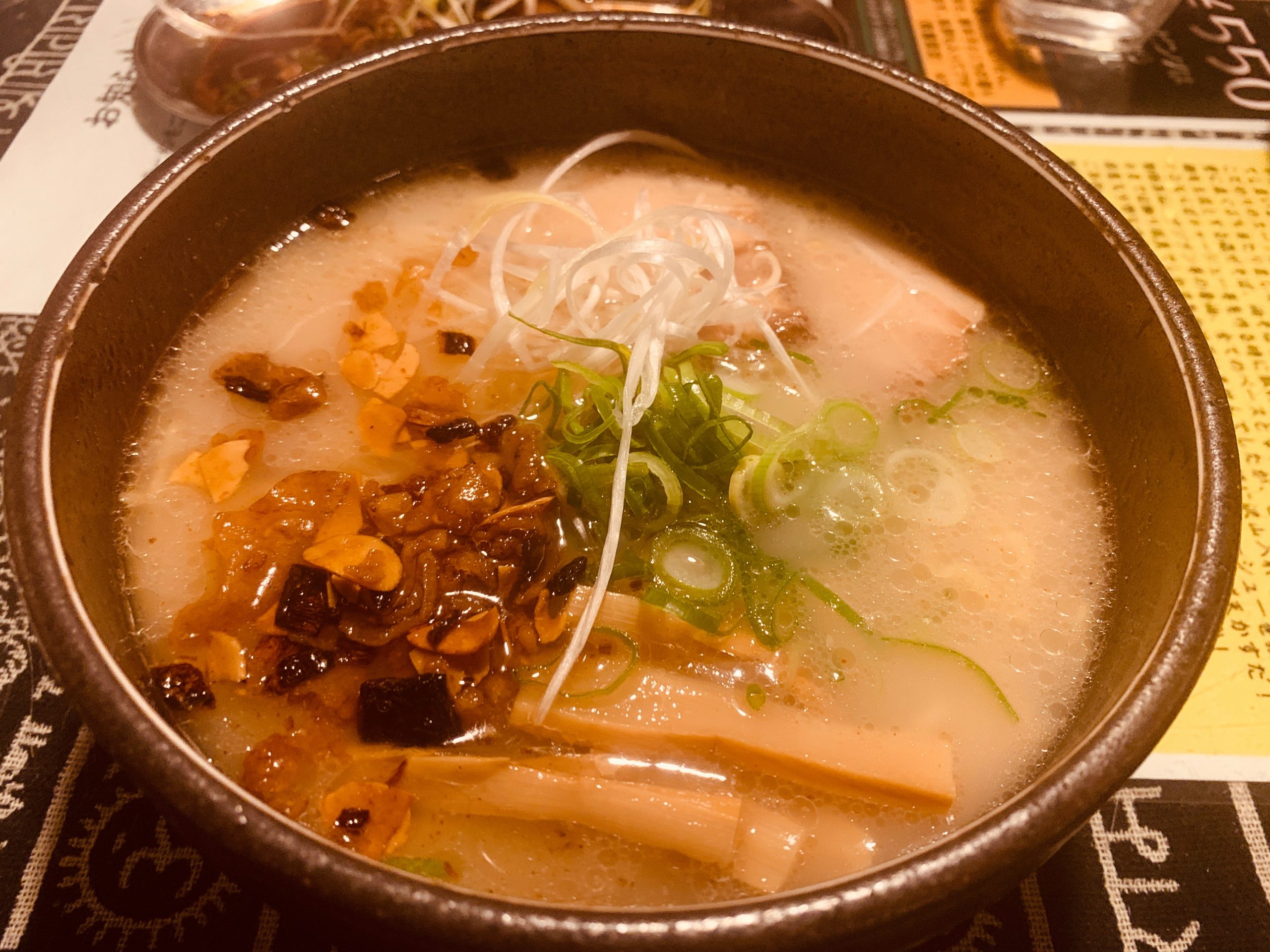 愛知県のラーメン屋 海海ラーメンで”海海ラーメン”と”あぶりくずチャーシュー”を食べてみる