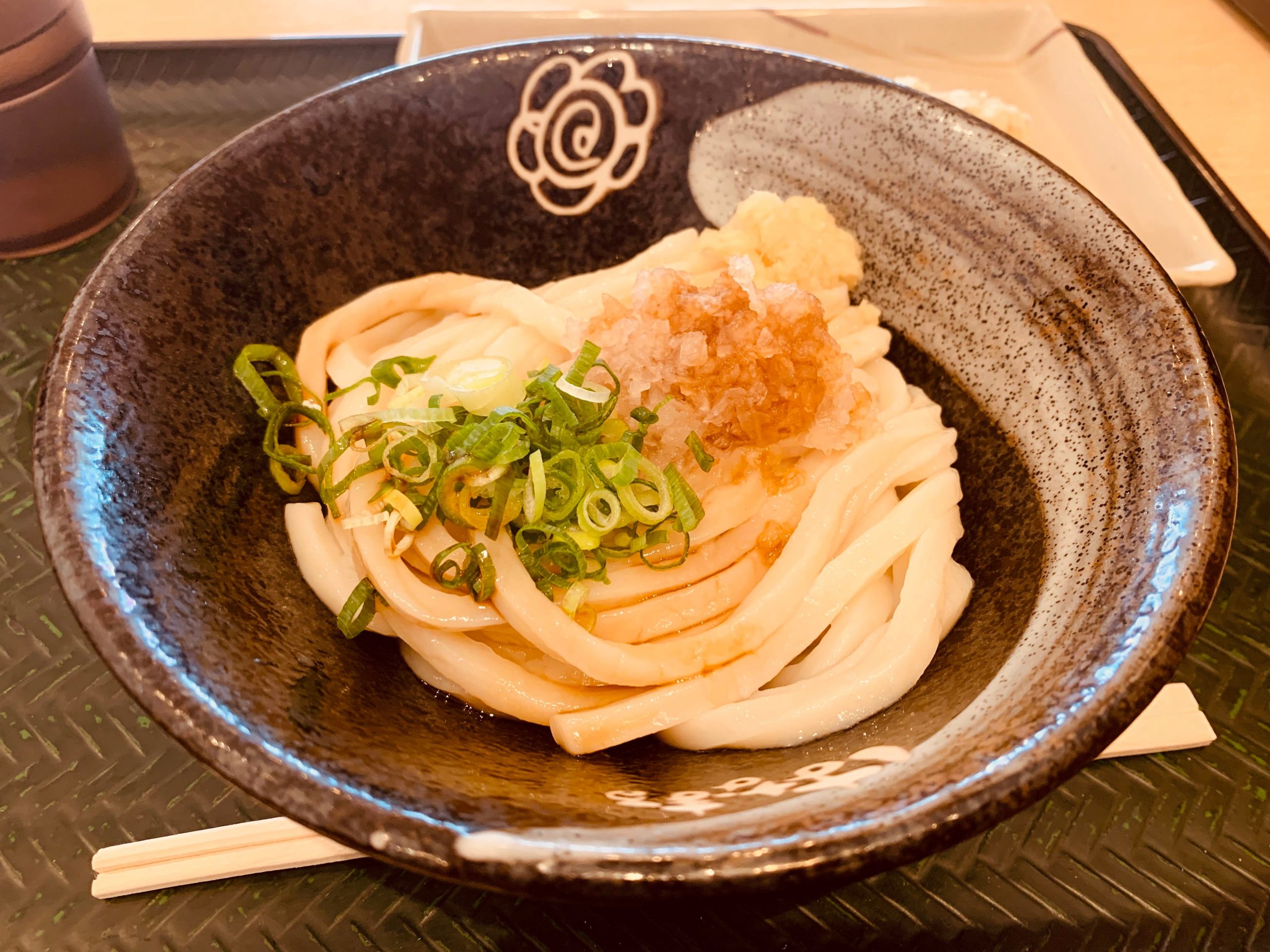 はなまるうどんの”おろししょうゆ”を食べてみる