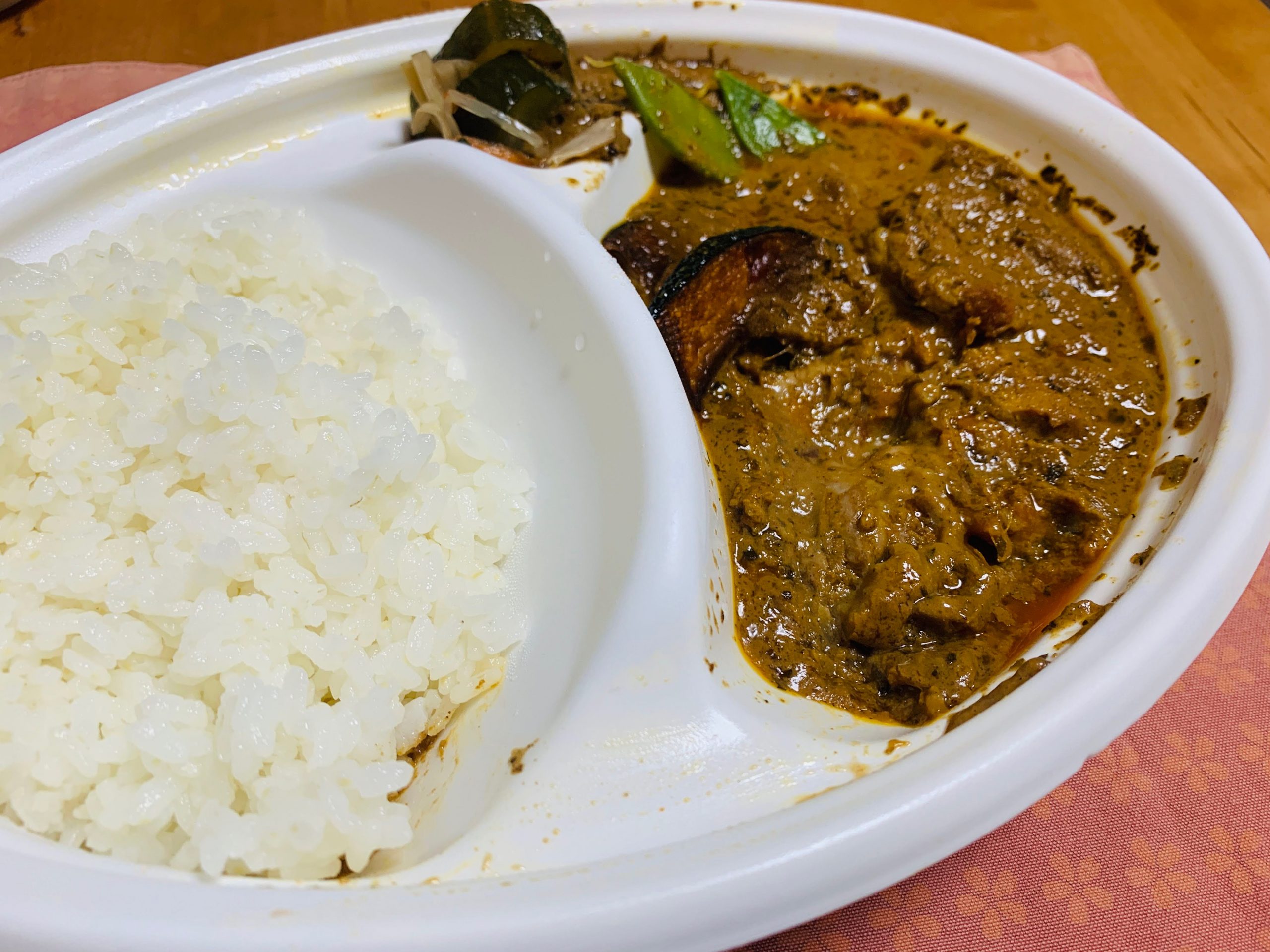 愛知県名古屋市の居酒屋 酒彩かき揚げ さんぼん木のカレーライスをテイクアウトしてみる