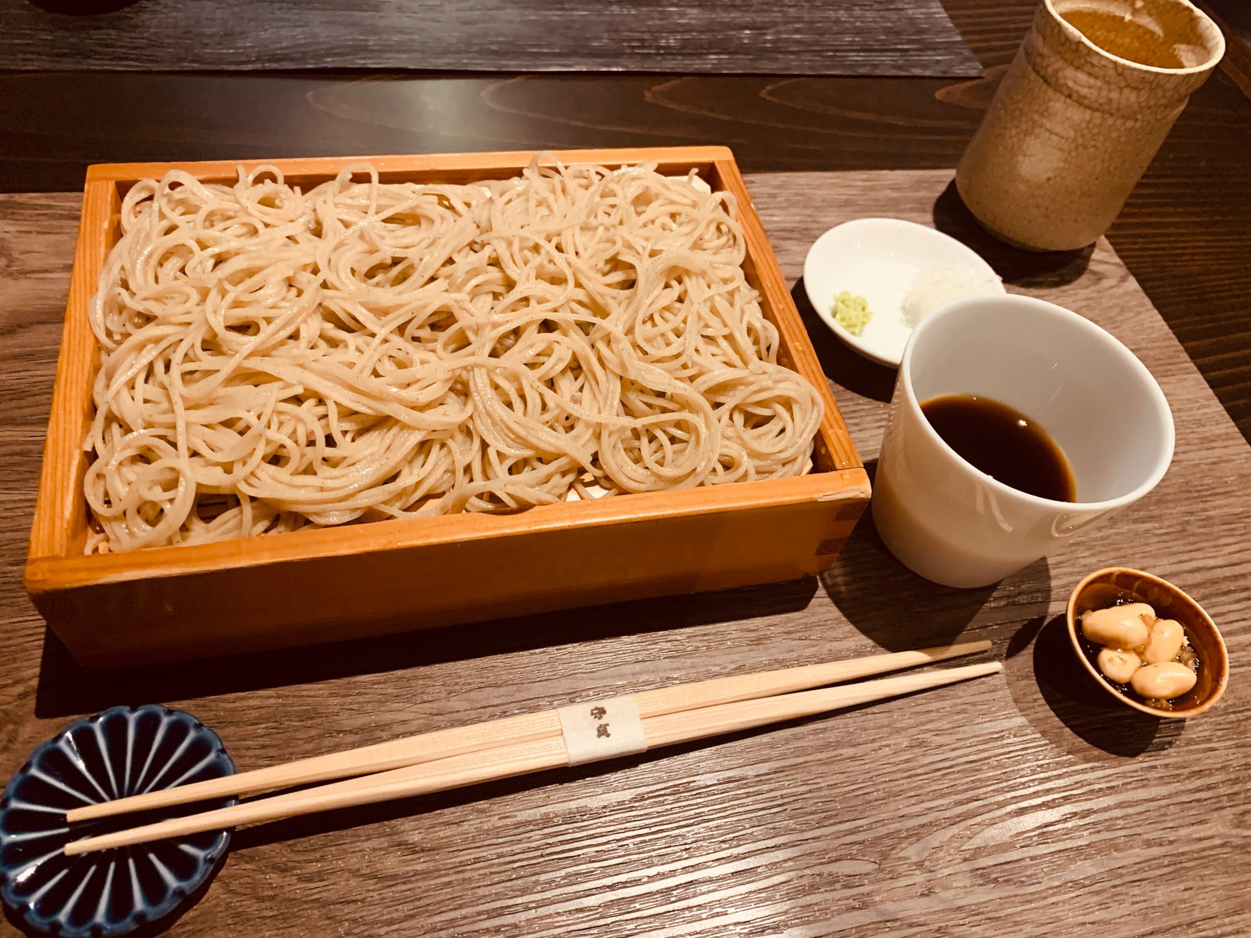 名古屋にある蕎麦屋 “蕎麦 守貞”で”細打ちせいろ”と”平打ちせいろ”とかを食べてみる