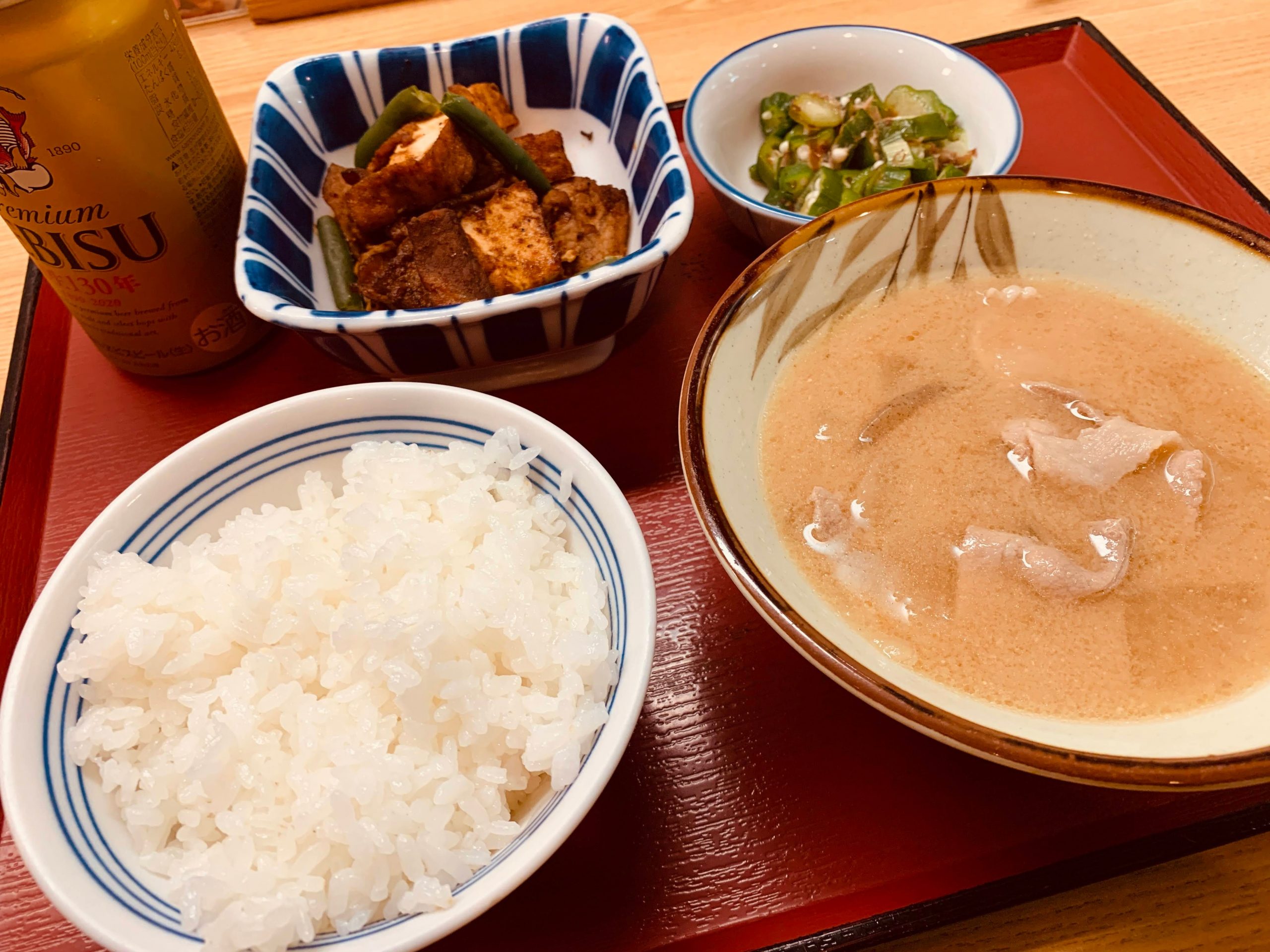 名古屋市の定食屋 ごはんや 名古屋天白食堂で晩ご飯を食べてみる