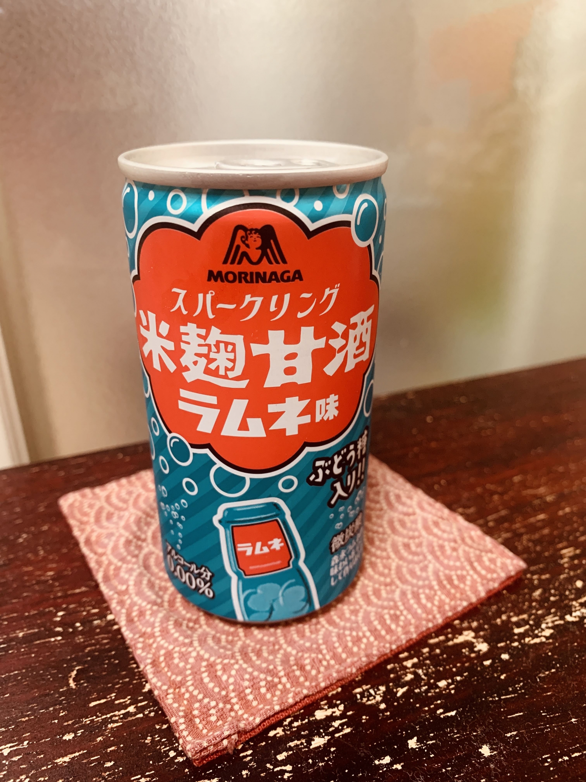 森永製菓の”スパークリング米麹甘酒 ラムネ味”を飲んでみる