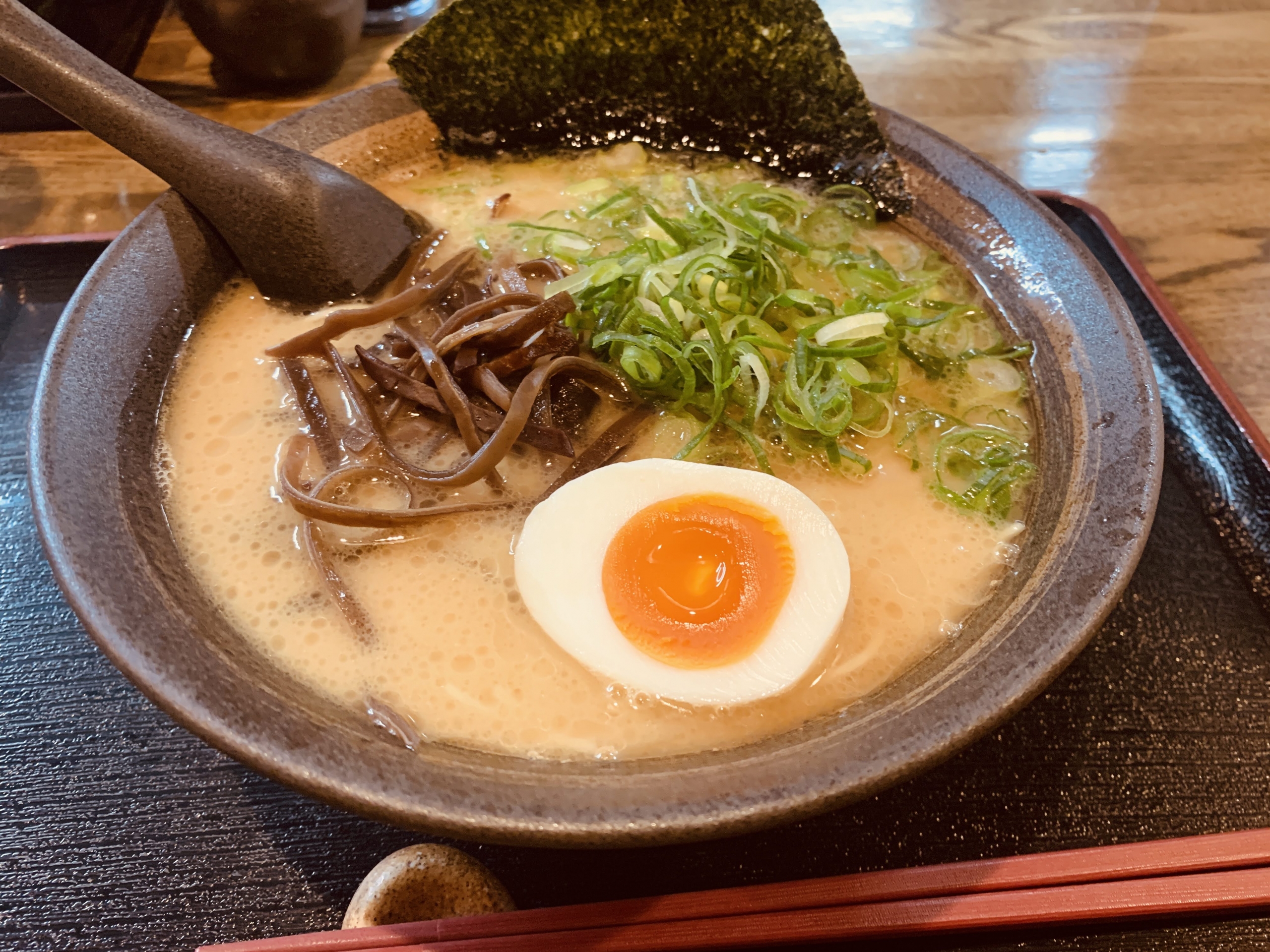 名古屋のラーメン屋 一兆で”とんこつみそらぁめん”を食べてみる