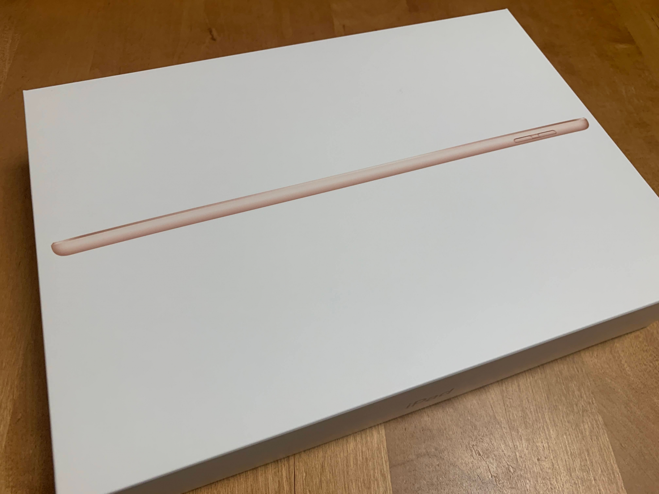 Appleの”iPad(第8世代) 32GB ゴールド”を買ってみる