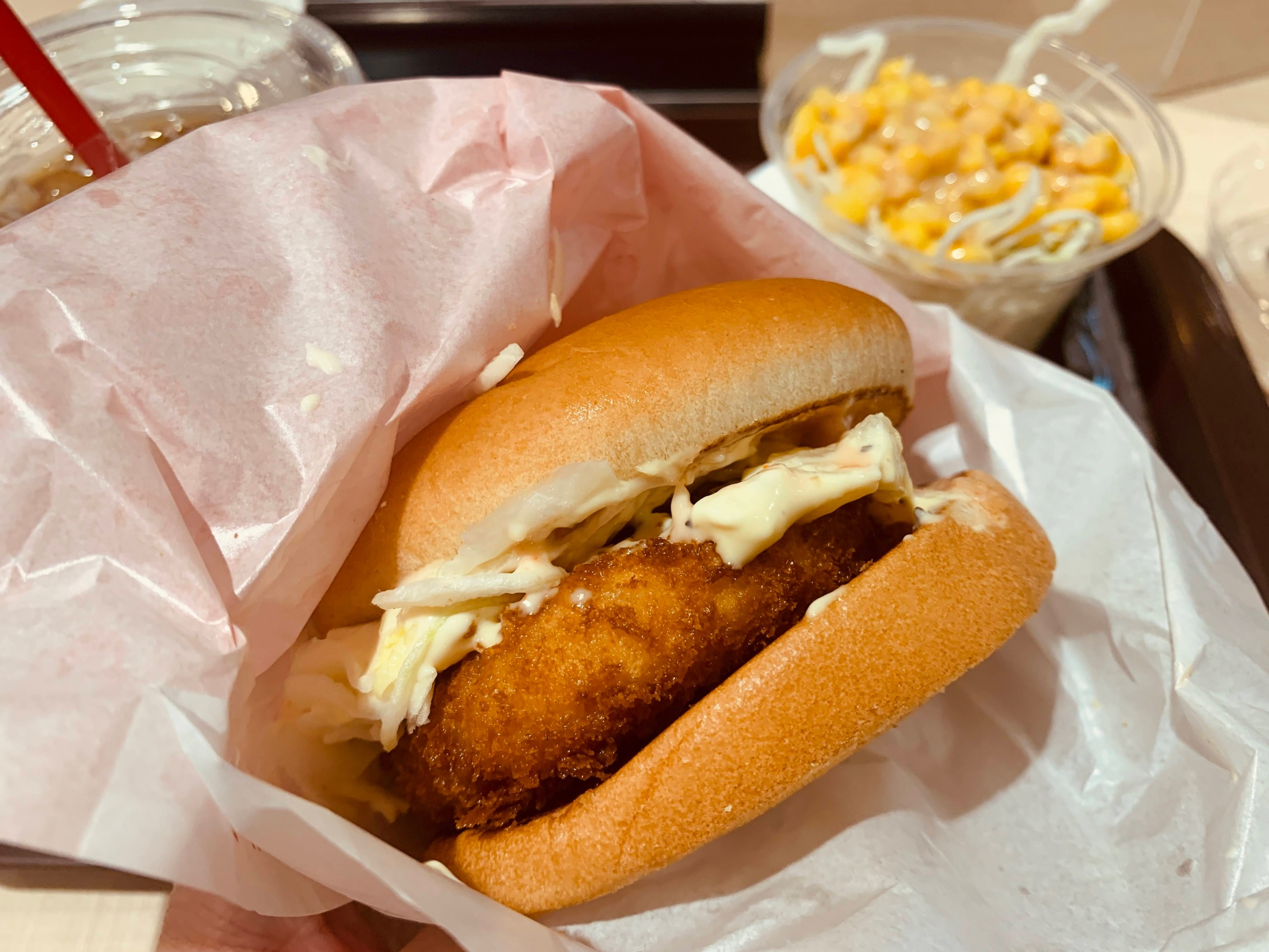 ロッテリアの明太マヨタルタル エビバーガーを食べてみる