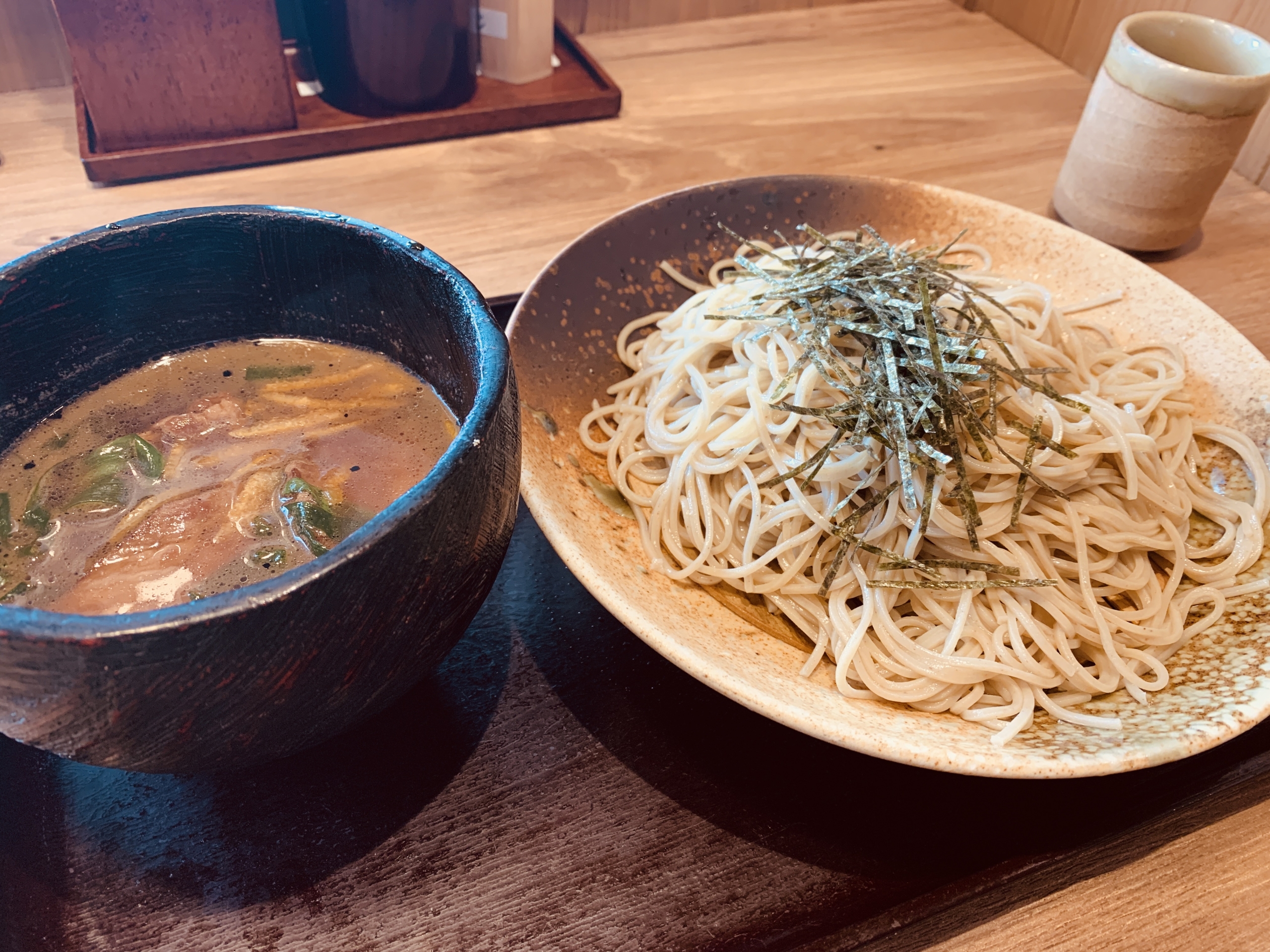 滋賀県彦根市の蕎麦屋 近江そば 金亀庵で”近江鴨のつけそば”を食べてみる