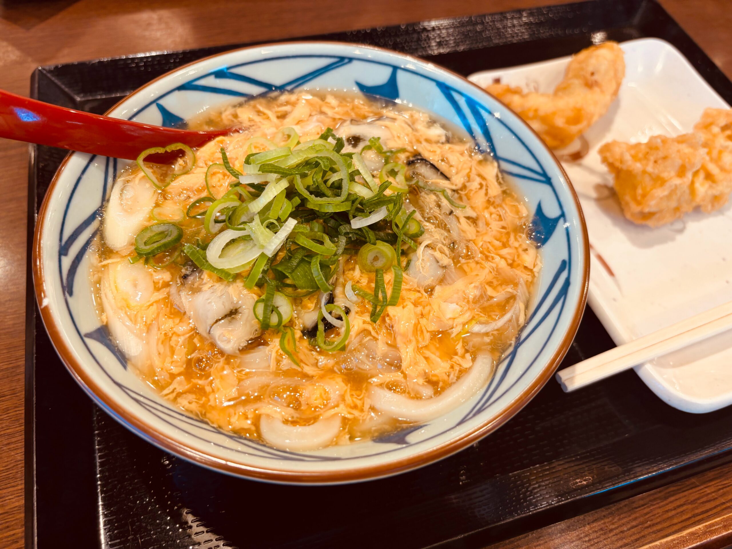 丸亀製麺で”牡蠣たまあんあけうどん”を食べてみる