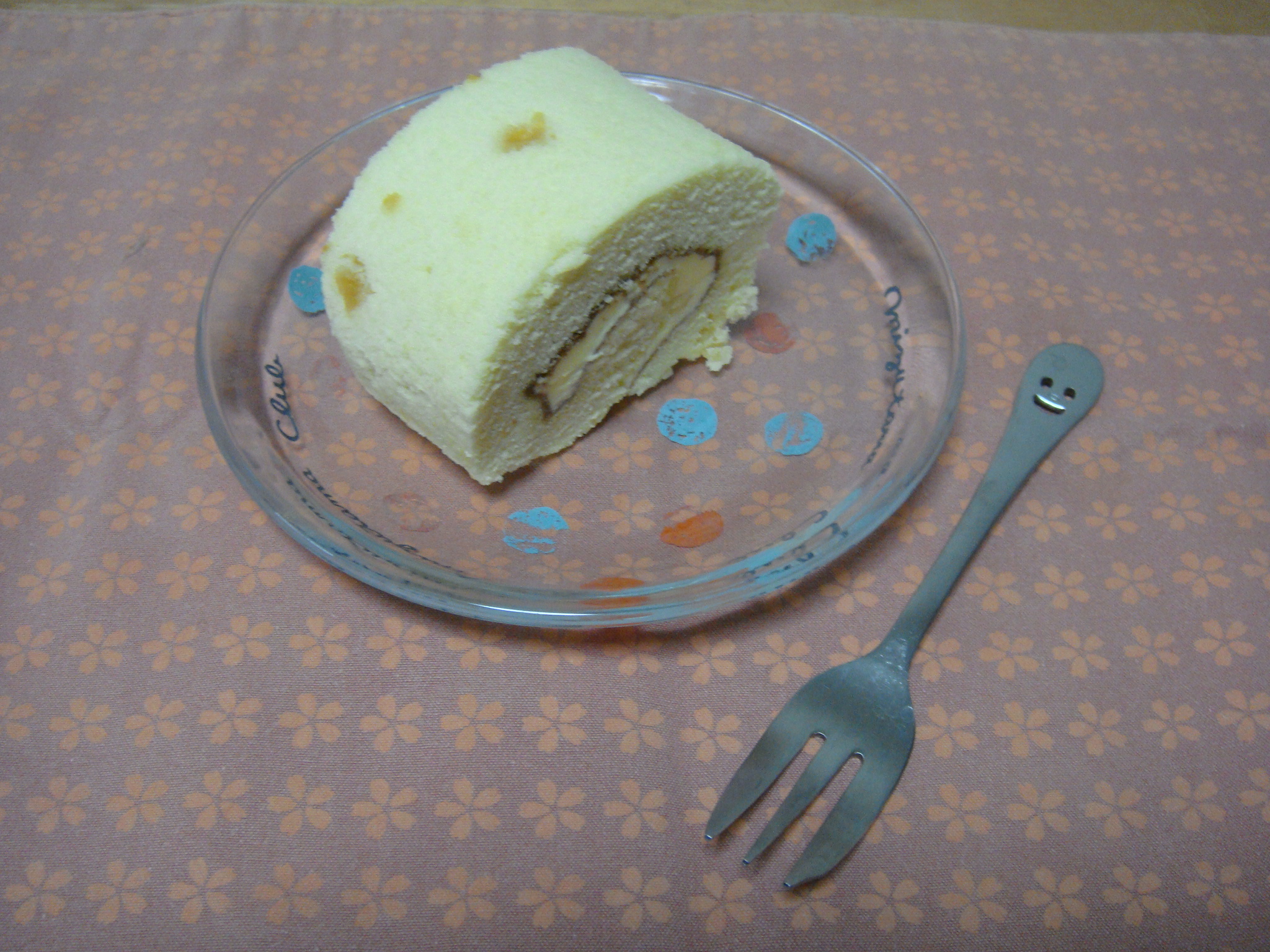 信州土産のりんごロールケーキを食べてみる