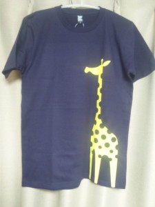 グラニフのキリンTシャツを買ってみる